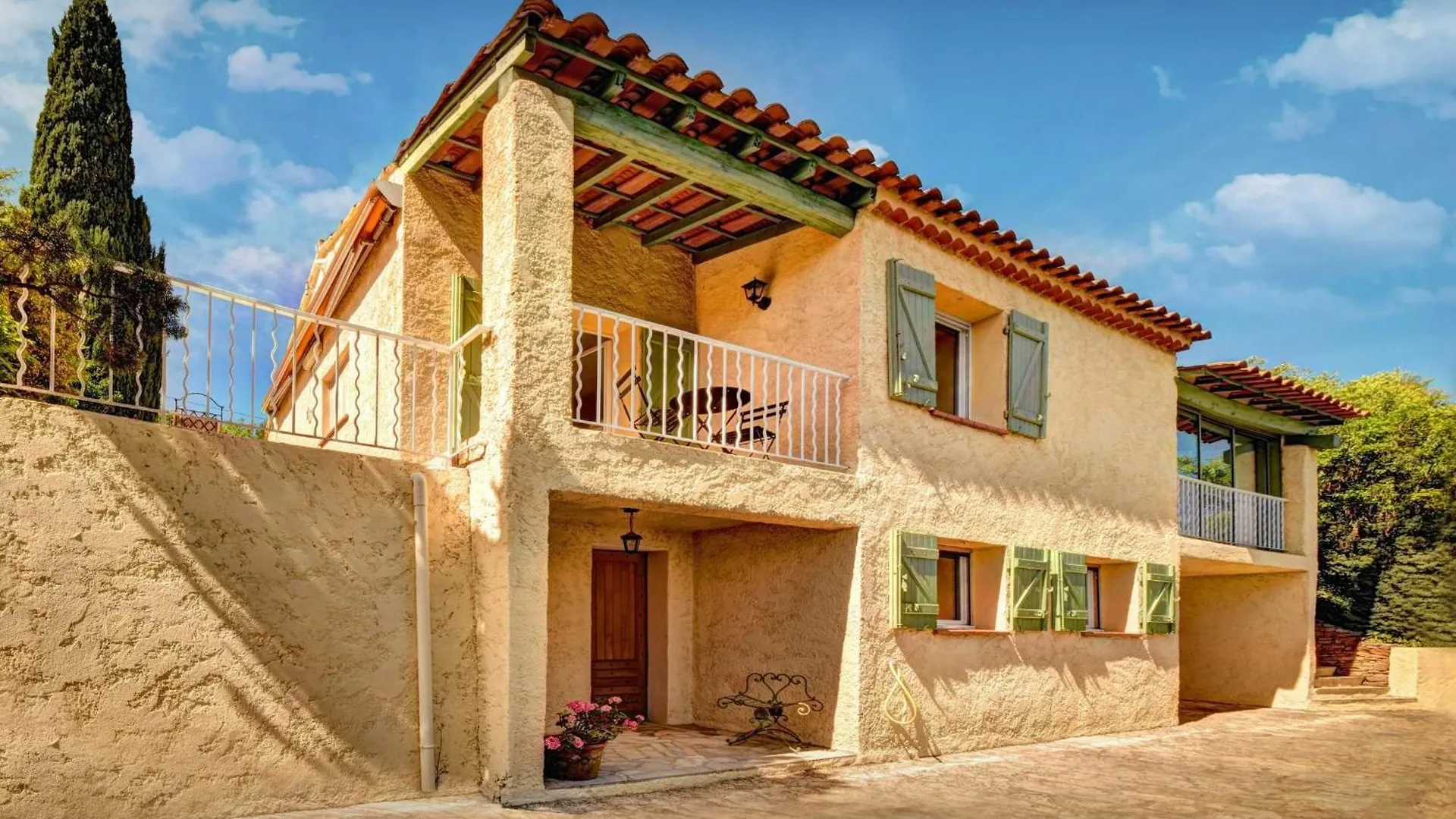 Maison Lou Amourier - Ovo Network Cotignac